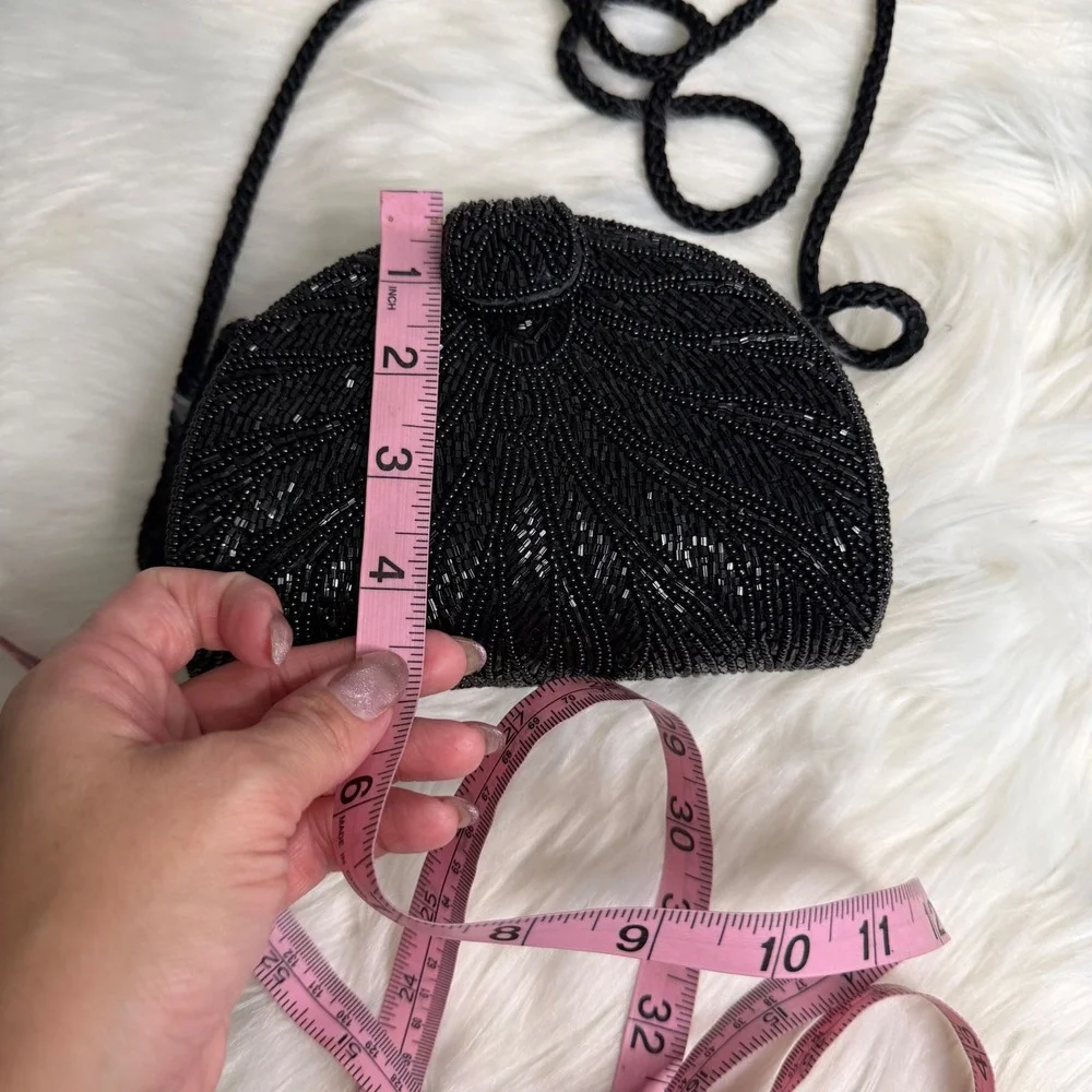 Vintage -‎ Black Beaded Small Purse with Lipstick Holder